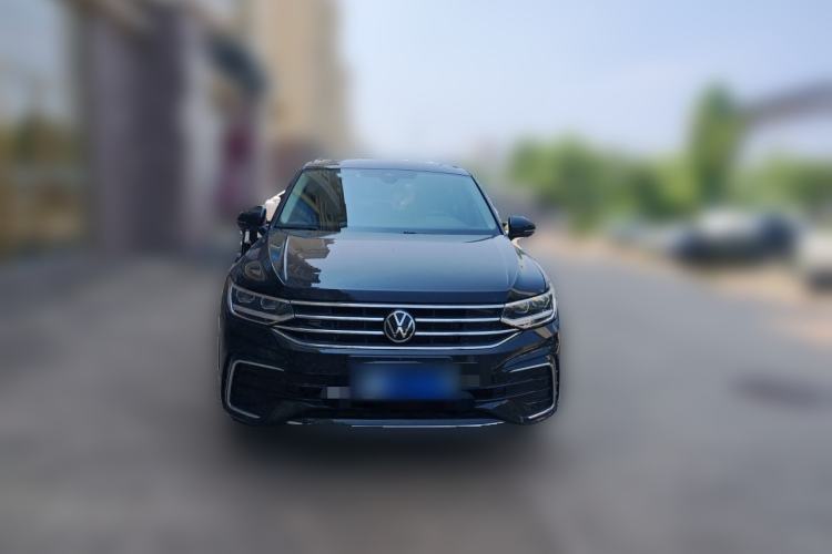 Used Volkswagen Tiguan L 2023 330TSI Automatic Two-Wheel Drive R-Line Enjoyment Edition Front
