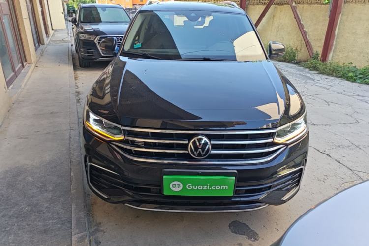 Used Volkswagen Tiguan L 2023 330TSI Automatic Two-Wheel Drive R-Line Enjoyment Edition Front
