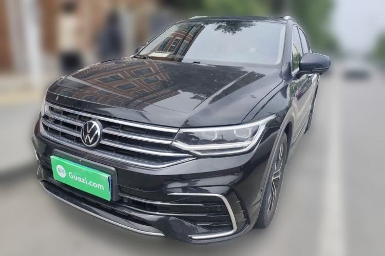 Used Volkswagen Tiguan L 2023 330TSI Automatic Two-Wheel Drive R-Line Enjoyment Edition Guazi used car, China used car export, Used car for sale, Used cars, Cheapest cars for sale