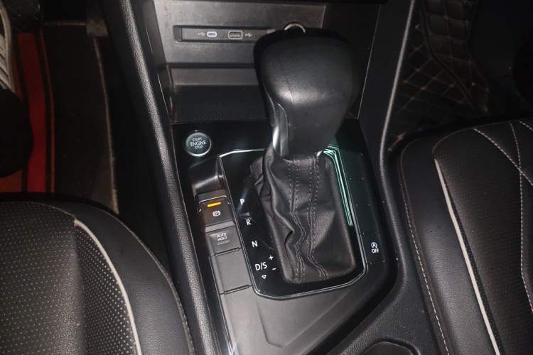 Used Volkswagen Tiguan L 2023 300TSI Automatic Two-Wheel Drive Smart Edition Gear Lever