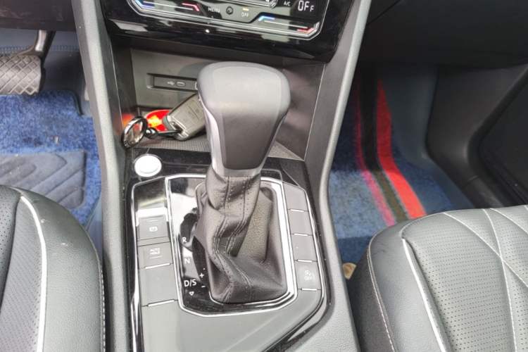 Used Volkswagen Tiguan L 2023 300TSI Automatic Two-Wheel Drive Smart Edition Gear Lever