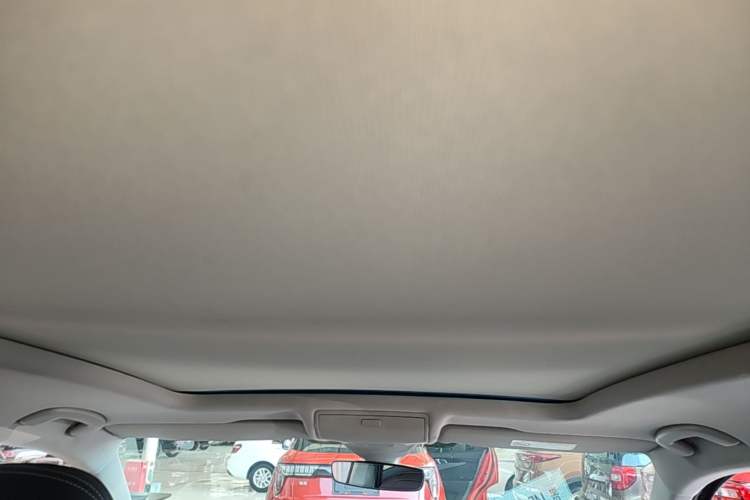 Used Volkswagen Tiguan L 2023 330TSI Automatic Two-Wheel Drive R-Line Enjoyment Edition Headliner