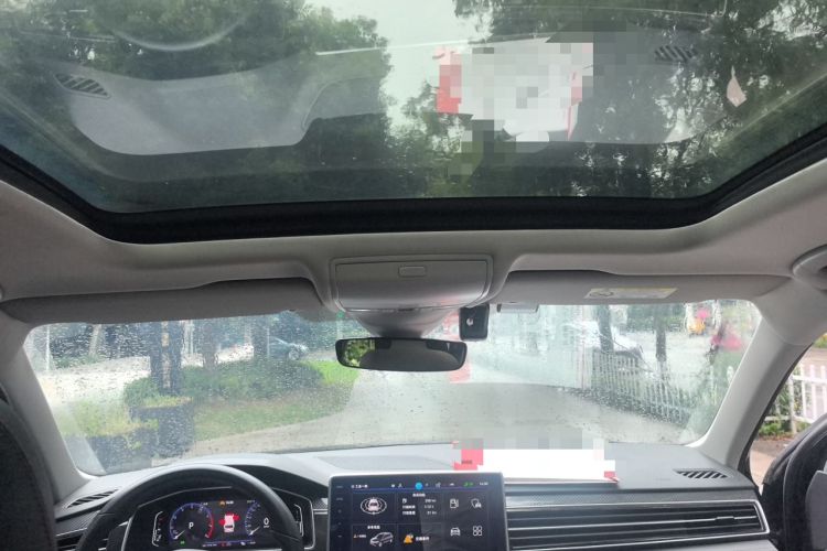 Used Volkswagen Tiguan L 2023 330TSI Automatic Two-Wheel Drive R-Line Flagship Edition Headliner