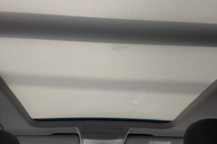Used Volkswagen Tiguan L 2023 Restyled 330TSI Automatic Two-Wheel Drive R-Line Enhanced Comfort Version Headliner