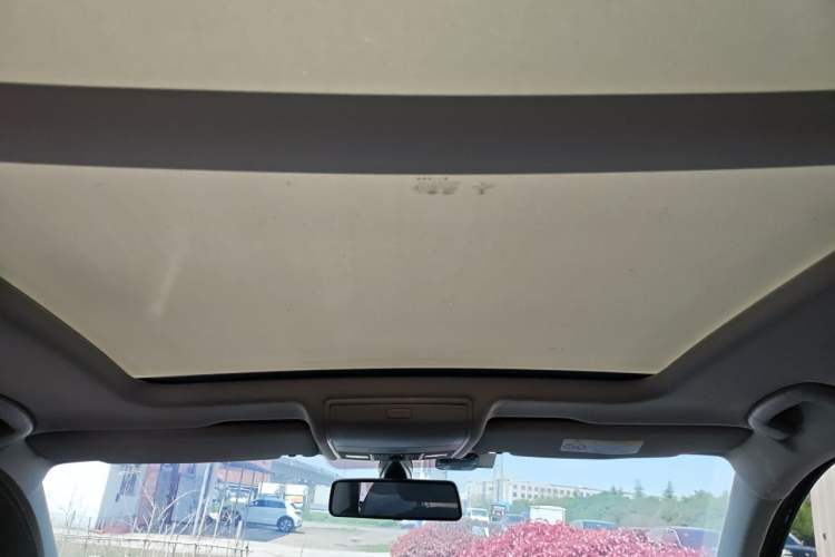 Used Volkswagen Tiguan L 2023 330TSI Automatic Two-Wheel Drive Smart Edition Headliner