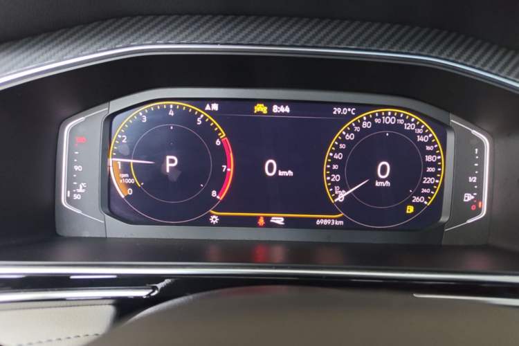 Used Volkswagen Tiguan L 2023 Restyled 330TSI Automatic Two-Wheel Drive R-Line Enhanced Comfort Version Instrument Cluster