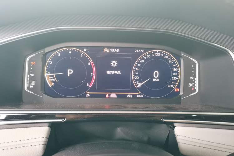 Used Volkswagen Tiguan L 2023 Restyled 330TSI Automatic Two-Wheel Drive R-Line Enhanced Comfort Version Instrument Cluster