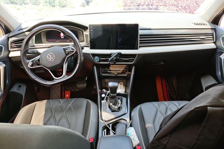 Used Volkswagen Tiguan L 2023 330TSI Automatic Two-Wheel Drive Smart Edition Interior 2