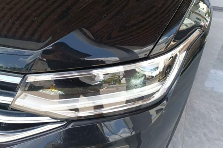 Used Volkswagen Tiguan L 2023 330TSI Automatic Two-Wheel Drive R-Line Enjoyment Edition Left Front Headlight