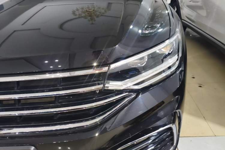 Used Volkswagen Tiguan L 2023 330TSI Automatic Two-Wheel Drive R-Line Enjoyment Edition Left Front Headlight