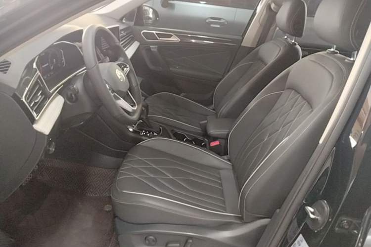 Used Volkswagen Tiguan L 2023 330TSI Automatic Two-Wheel Drive Smart Edition Left Front Seat