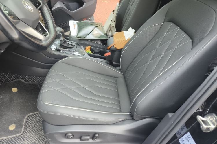Used Volkswagen Tiguan L 2023 330TSI Automatic Two-Wheel Drive Smart Edition Left Front Seat