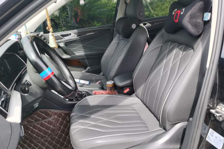Used Volkswagen Tiguan L 2023 330TSI Automatic Two-Wheel Drive Smart Edition Left Front Seat