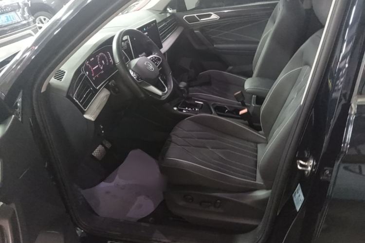 Used Volkswagen Tiguan L 2023 280TSI Automatic Two-Wheel Drive Trendy Innovation Limited Edition Left Front Seat