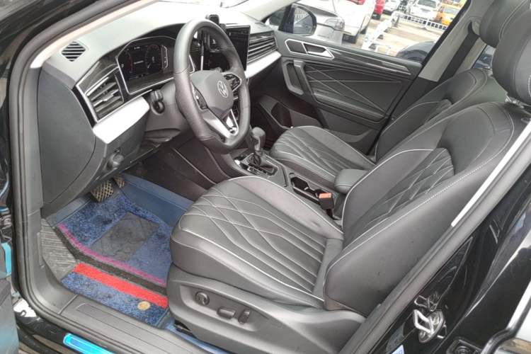 Used Volkswagen Tiguan L 2023 300TSI Automatic Two-Wheel Drive Smart Edition Left Front Seat