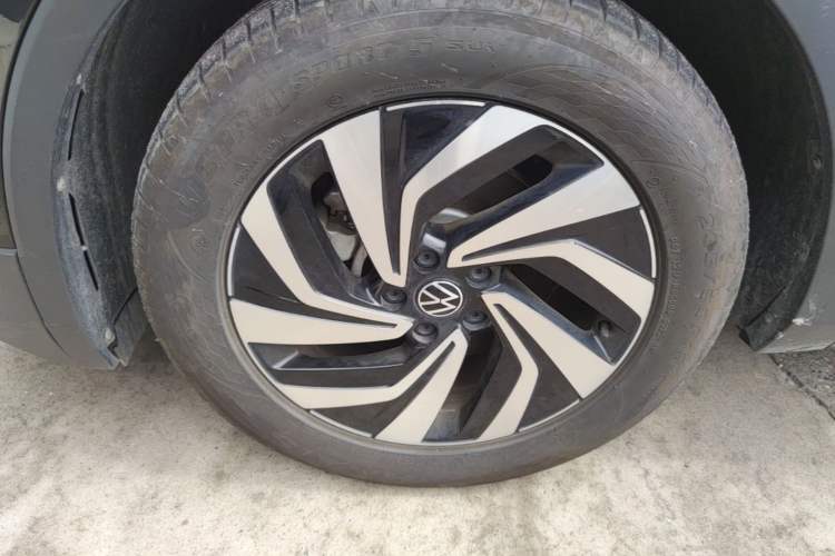 Used Volkswagen Tiguan L 2023 300TSI Automatic Two-Wheel Drive Smart Edition Left Front Wheel Hub
