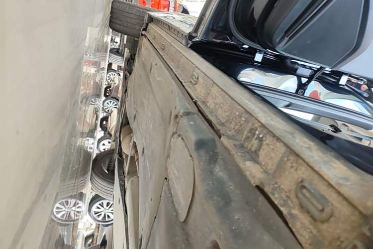 Used Volkswagen Tiguan L 2023 330TSI Automatic Two-Wheel Drive R-Line Enjoyment Edition Left Side Sill