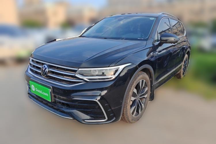 Used Volkswagen Tiguan L 2023 330TSI Automatic Two-Wheel Drive R-Line Enjoyment Edition Guazi used car, China used car export, Used car for sale, Used  cars, Cheapest cars for sale