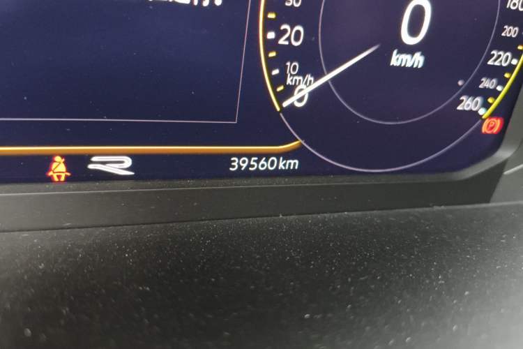 Used Volkswagen Tiguan L 2023 330TSI Automatic Two-Wheel Drive R-Line Enjoyment Edition Odometer Close Up