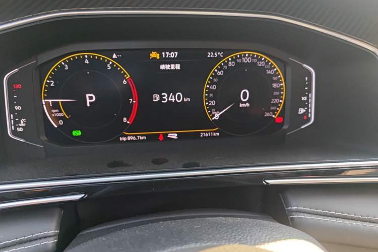 Used Volkswagen Tiguan L 2023 Restyled 330TSI Automatic Two-Wheel Drive R-Line Enhanced Comfort Version Odometer Close Up