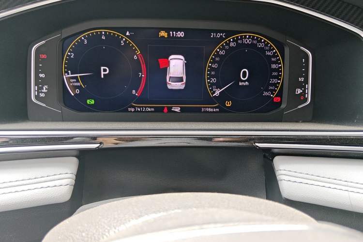Used Volkswagen Tiguan L 2023 Restyled 330TSI Automatic Two-Wheel Drive R-Line Enhanced Comfort Version Odometer Close Up