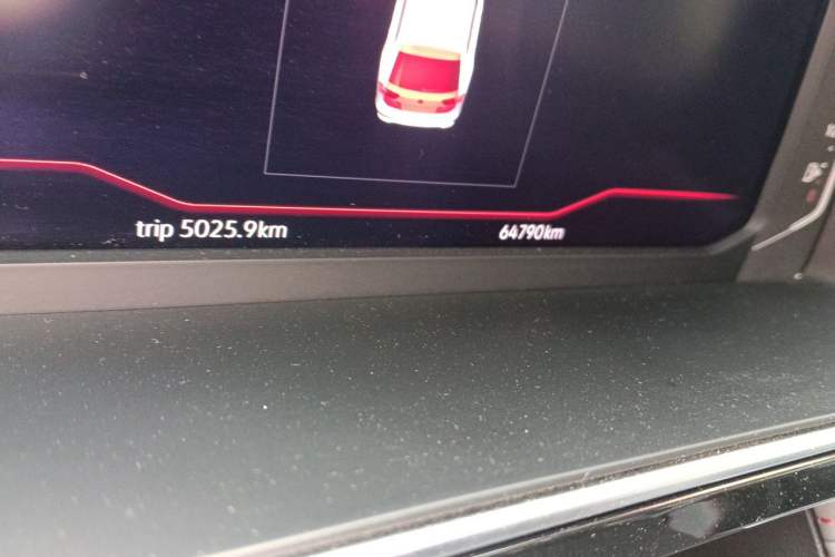 Used Volkswagen Tiguan L 2023 330TSI Automatic Two-Wheel Drive R-Line Flagship Edition Odometer Close Up