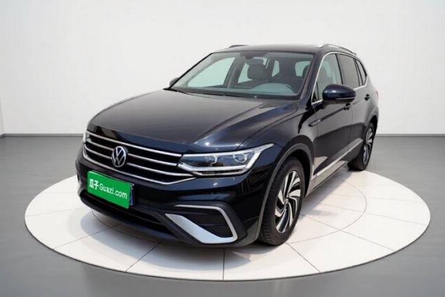 Ojetý Volkswagen Tiguan L 2023 330TSI Automatic Two-Wheel Drive Smart Edition