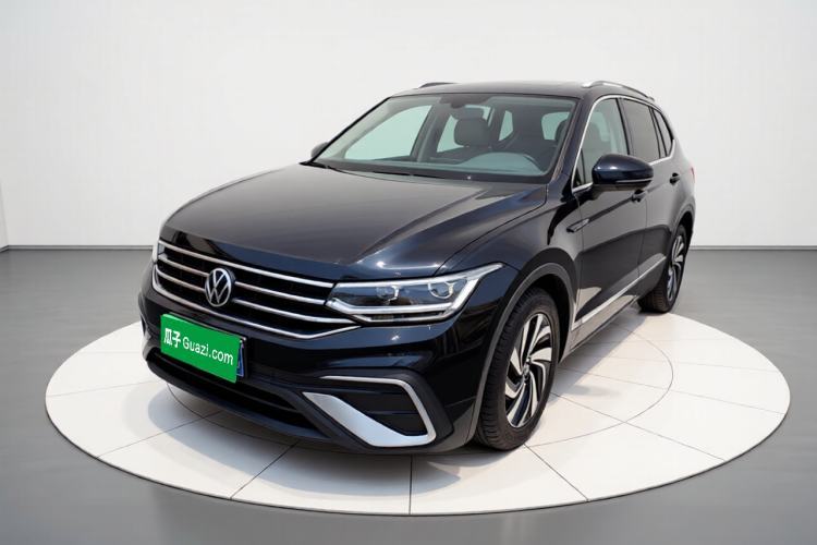 Used Volkswagen Tiguan L 2023 330TSI Automatic Two-Wheel Drive Smart Edition Guazi used car, China used car export, Used car for sale, Used cars, Cheapest cars for sale