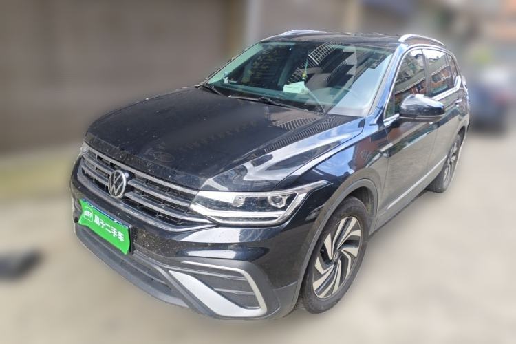 Used Volkswagen Tiguan L 2023 280TSI Automatic Two-Wheel Drive Trendy Innovation Limited Edition Guazi used car, China used car export, Used car for sale, Used Volkswagen cars, Cheapest cars for sale