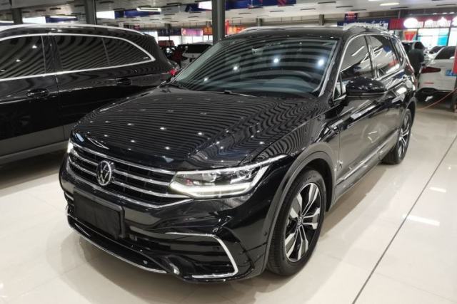 Used Volkswagen Tiguan L 2023 Restyled 330TSI Automatic Two-Wheel Drive R-Line Enhanced Comfort Version