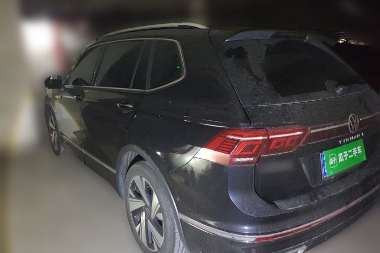 Used Volkswagen Tiguan L 2023 330TSI Automatic Two-Wheel Drive R-Line Enjoyment Edition Rear Left 45 Deg