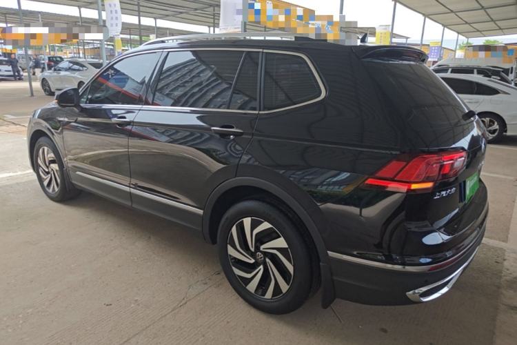 Used Volkswagen Tiguan L 2023 Revised Version 330TSI Automatic Two-Wheel Drive Smart Enjoyment Edition Rear Left 45 Deg