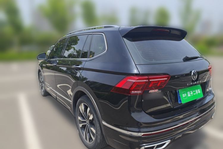 Used Volkswagen Tiguan L 2023 330TSI Automatic Two-Wheel Drive R-Line Enjoyment Edition Rear Left 45 Deg