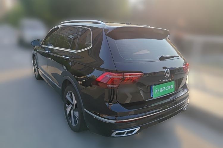 Used Volkswagen Tiguan L 2023 Restyled 330TSI Automatic Two-Wheel Drive R-Line Enhanced Comfort Version Rear Left 45 Deg