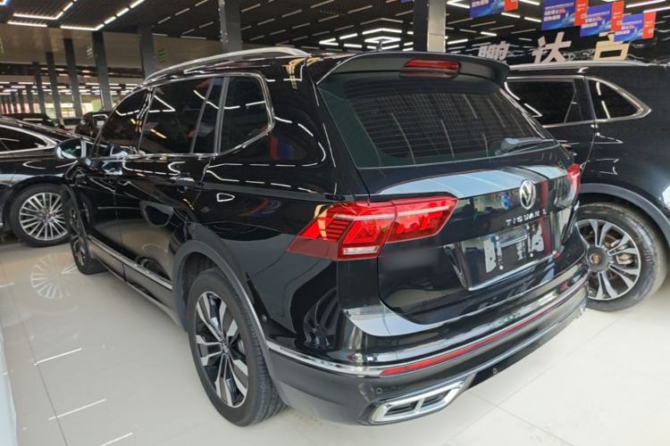 Used Volkswagen Tiguan L 2023 Restyled 330TSI Automatic Two-Wheel Drive R-Line Enhanced Comfort Version Rear Left 45 Deg