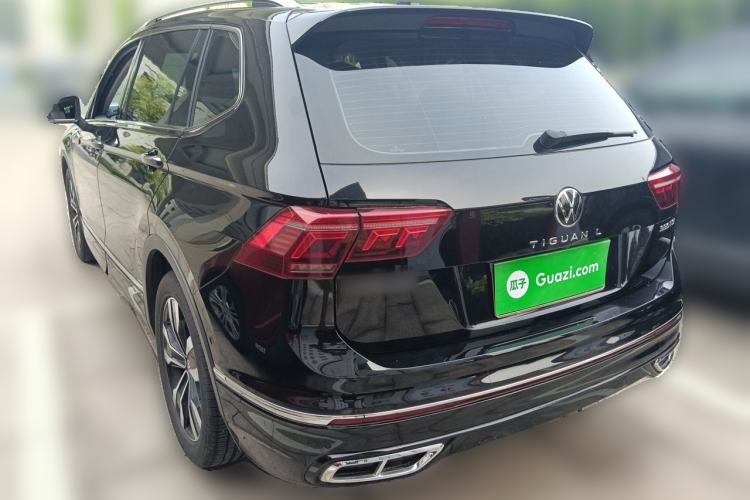 Used Volkswagen Tiguan L 2023 Restyled 330TSI Automatic Two-Wheel Drive R-Line Enhanced Comfort Version Rear Left 45 Deg