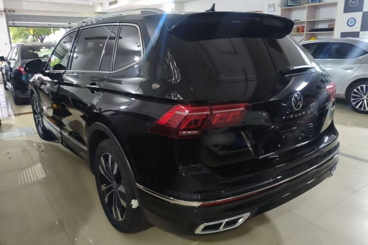 Used Volkswagen Tiguan L 2023 330TSI Automatic Two-Wheel Drive R-Line Enjoyment Edition Rear Left 45 Deg