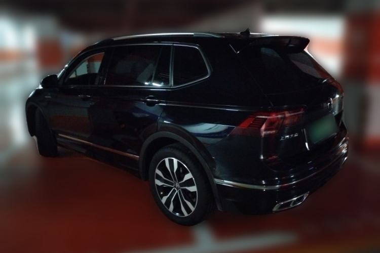 Used Volkswagen Tiguan L 2023 Restyled 330TSI Automatic Two-Wheel Drive R-Line Enhanced Comfort Version Rear Left 45 Deg