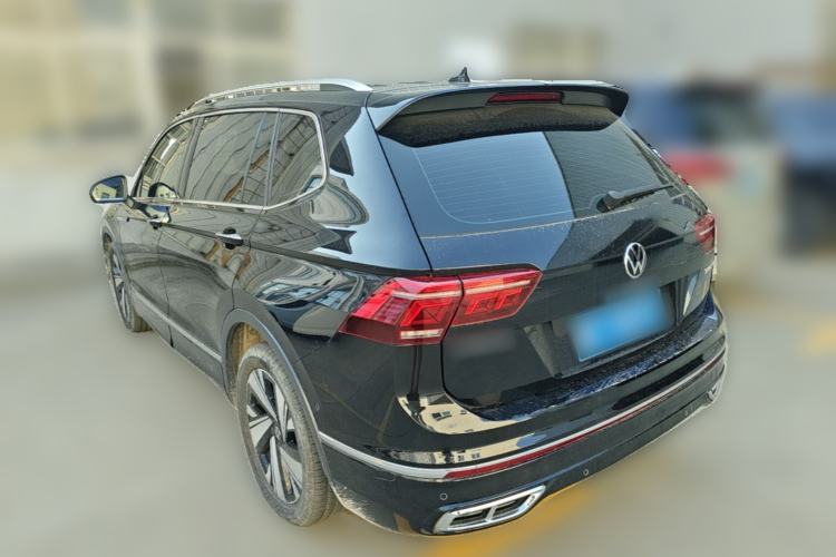 Used Volkswagen Tiguan L 2023 Restyled 330TSI Automatic Two-Wheel Drive R-Line Enhanced Comfort Version Rear Left 45 Deg