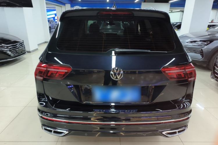 Used Volkswagen Tiguan L 2023 330TSI Automatic Two-Wheel Drive R-Line Flagship Edition Rear