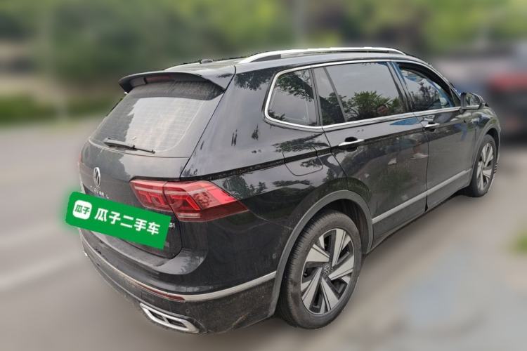 Used Volkswagen Tiguan L 2023 Restyled 330TSI Automatic Two-Wheel Drive R-Line Enhanced Comfort Version Rear Right 45 Deg