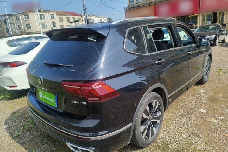 Used Volkswagen Tiguan L 2023 330TSI Automatic Two-Wheel Drive R-Line Enjoyment Edition Rear Right 45 Deg