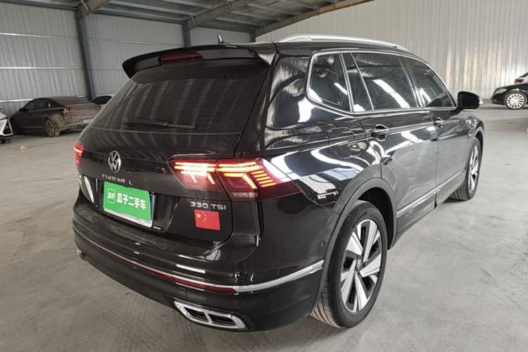 Used Volkswagen Tiguan L 2023 Restyled 330TSI Automatic Two-Wheel Drive R-Line Enhanced Comfort Version Rear Right 45 Deg