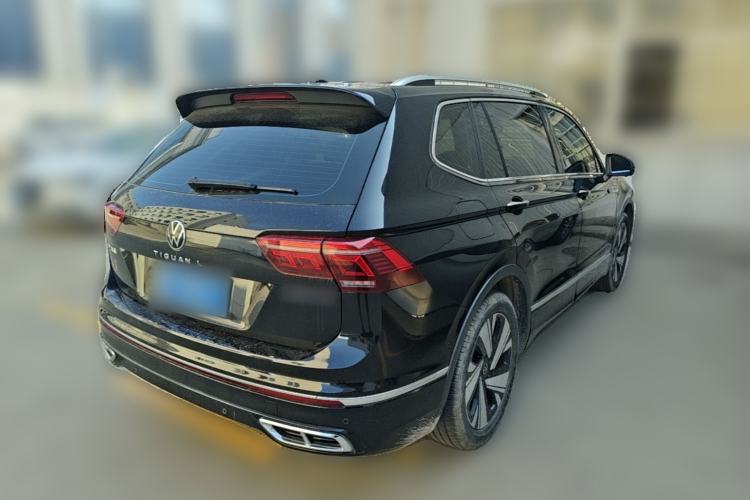 Used Volkswagen Tiguan L 2023 Restyled 330TSI Automatic Two-Wheel Drive R-Line Enhanced Comfort Version Rear Right 45 Deg