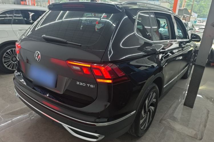 Used Volkswagen Tiguan L 2023 Revised Version 330TSI Automatic Two-Wheel Drive Smart Enjoyment Edition Rear Right 45 Deg