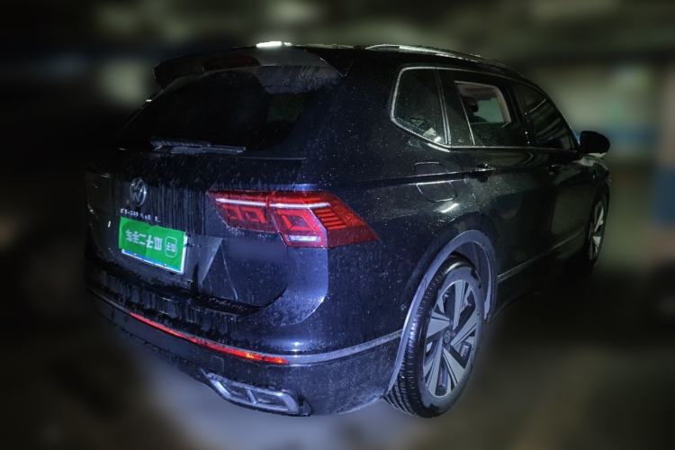 Used Volkswagen Tiguan L 2023 Restyled 330TSI Automatic Two-Wheel Drive R-Line Enhanced Comfort Version Rear Right 45 Deg