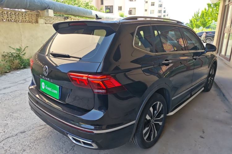 Used Volkswagen Tiguan L 2023 330TSI Automatic Two-Wheel Drive R-Line Enjoyment Edition Rear Right 45 Deg