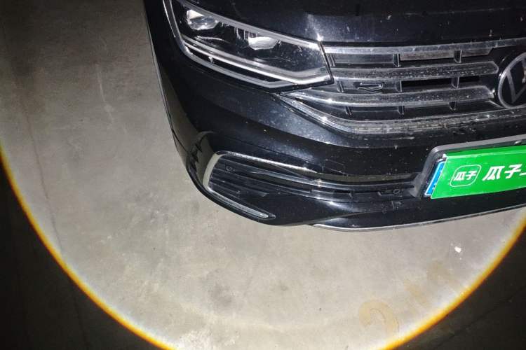 Used Volkswagen Tiguan L 2023 330TSI Automatic Two-Wheel Drive R-Line Enjoyment Edition Right Front Headlight