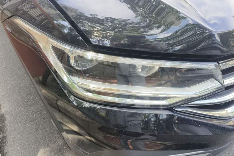 Used Volkswagen Tiguan L 2023 330TSI Automatic Two-Wheel Drive Smart Edition Right Front Headlight