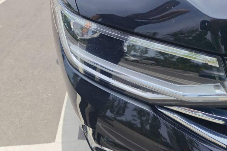 Used Volkswagen Tiguan L 2023 330TSI Automatic Two-Wheel Drive R-Line Enjoyment Edition Right Front Headlight
